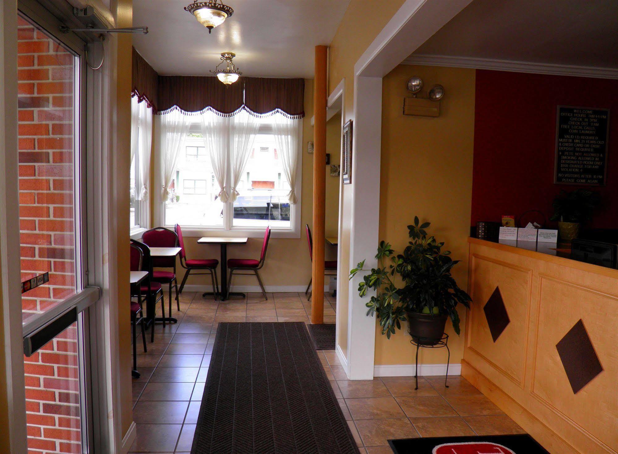 Travelers Inn Brunswick Extérieur photo