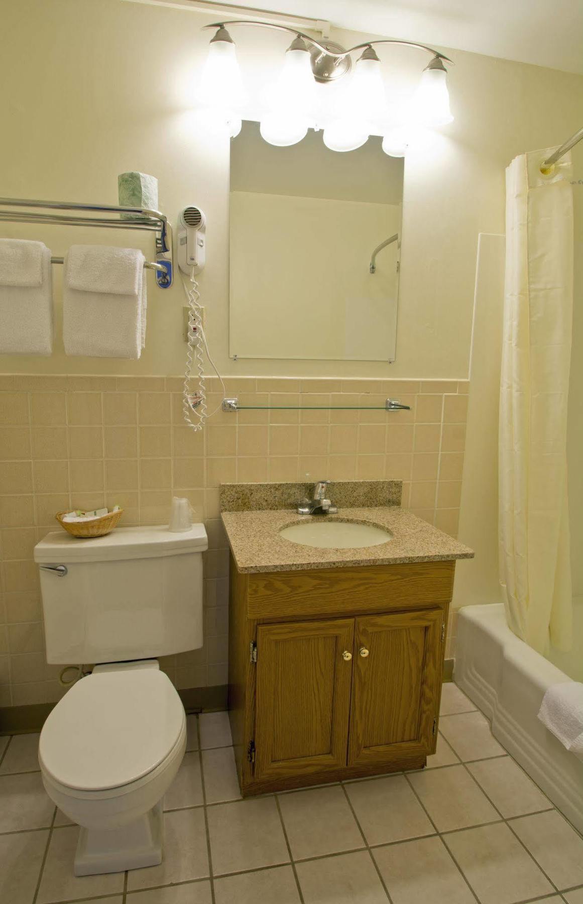 Travelers Inn Brunswick Extérieur photo
